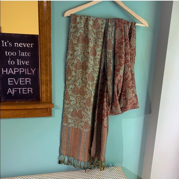 Accessories - 30” x 80” Woven Fringe Scarf